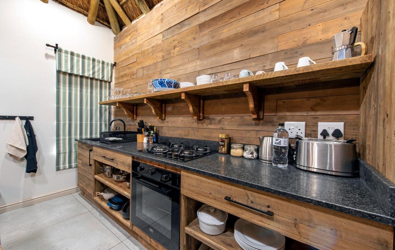Burlington Bush Cottages By The Oyster Collection Salem エクステリア 写真